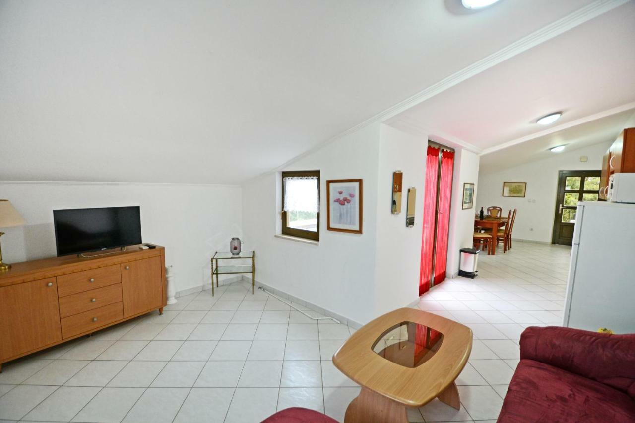Apartments Pilic Rosini Екстер'єр фото