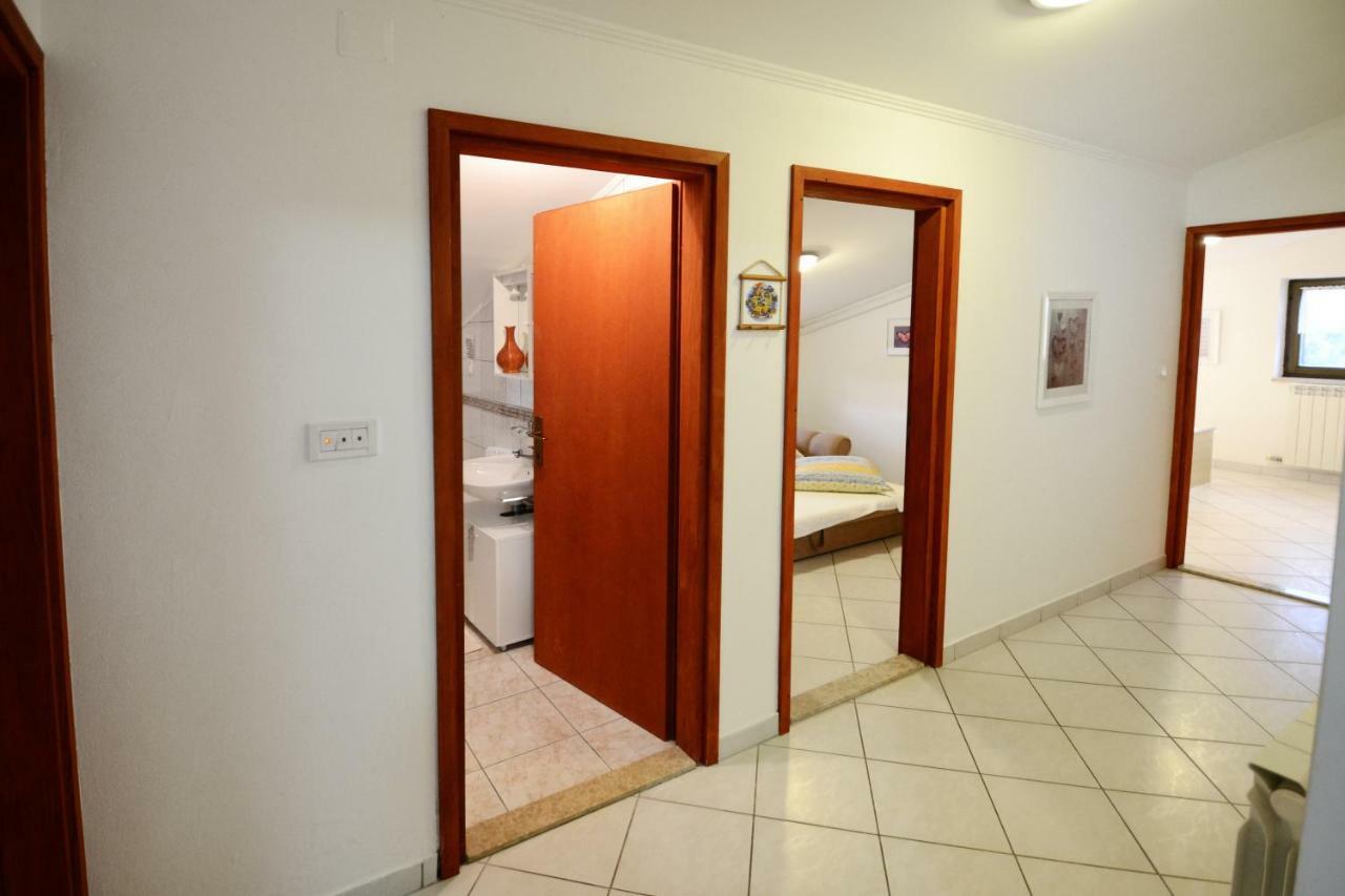Apartments Pilic Rosini Екстер'єр фото
